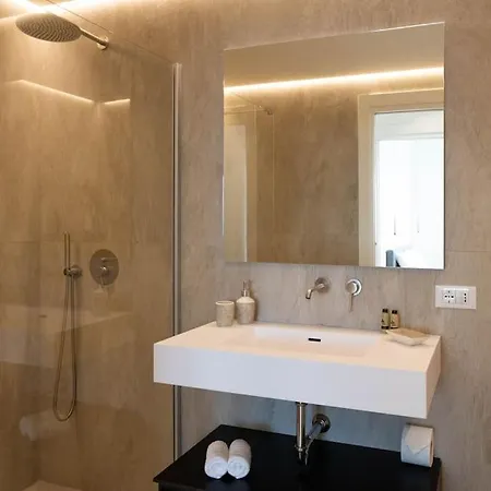 Luxury Santa Maria *