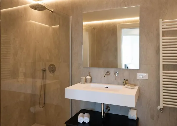 Luxury Santa Maria *